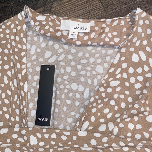 (SOLD) SUMMER CLEARANCE Akaiv Two Piece Set - Picture 3 of 4